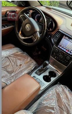 جيب جراند شيروكي